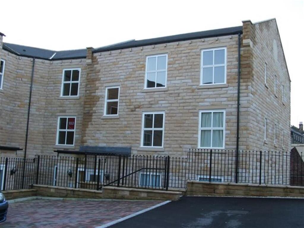 Main image of property: Canal Quay, Britannia Wharf, Bingley