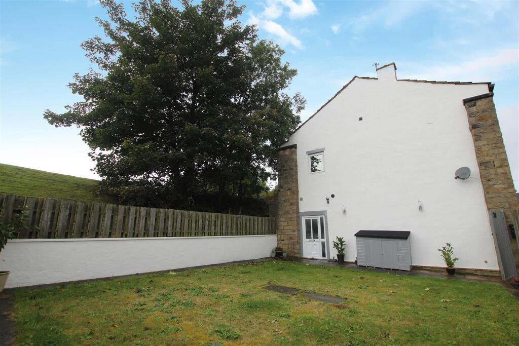 Main image of property: Dubb Lane, Bingley