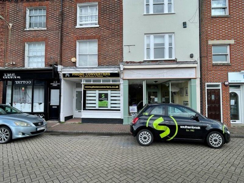 Shop for rent in SHOP JUST £17 PER DAY North Cross Street, Gosport