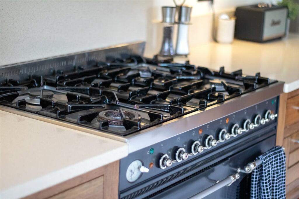 Additional property image - The Beeches, Mill Road, Lisvane, Cardiff, CF14