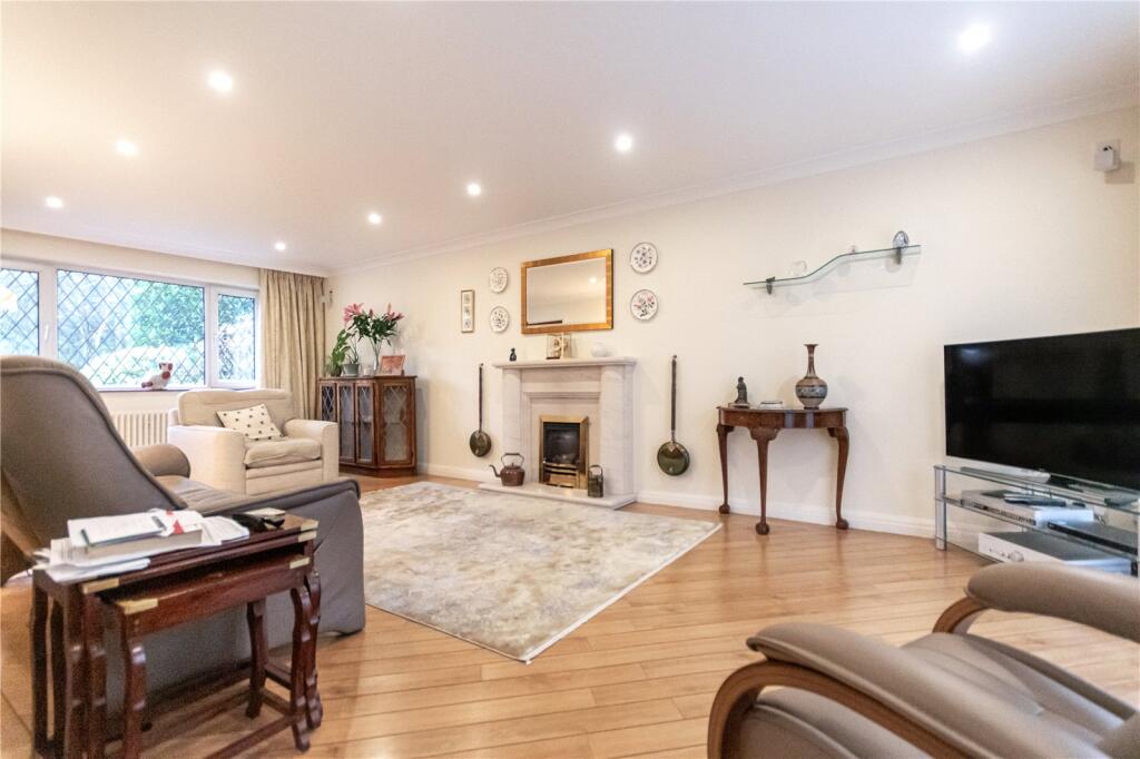 Additional property image - Watford Road, Caerphilly, CF83