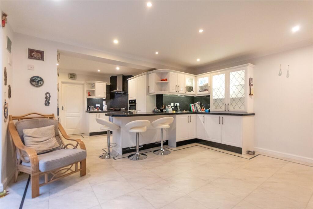 Additional property image - Watford Road, Caerphilly, CF83
