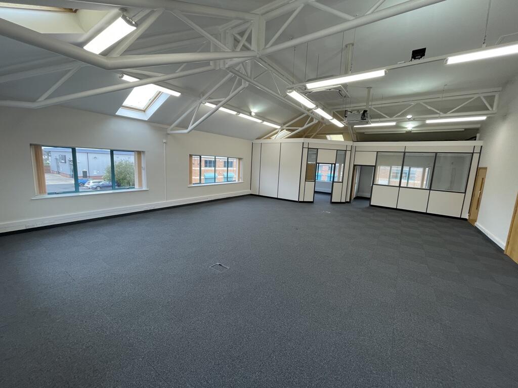 Additional property image - 2 Jephson Court, Tancred Close, Leamington Spa, Warwickshire, CV31 3RZ