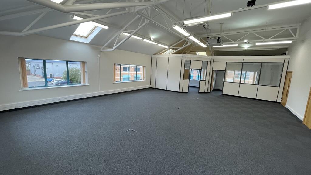 Additional property image - 2 Jephson Court, Tancred Close, Leamington Spa, Warwickshire, CV31 3RZ