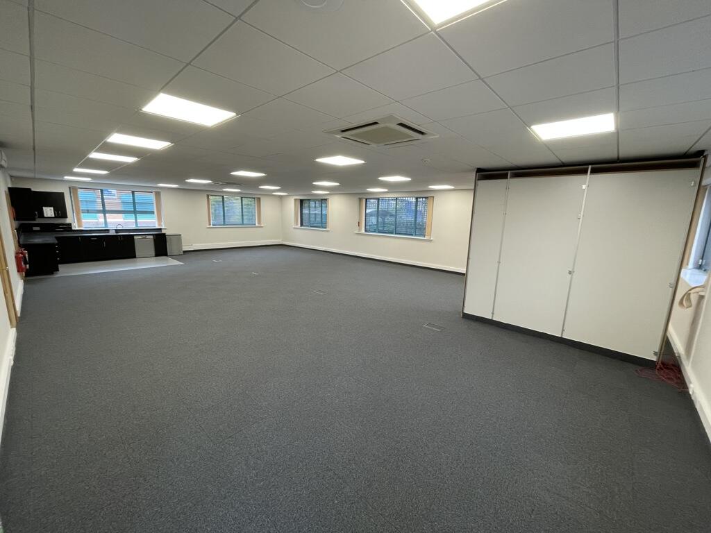 Additional property image - 2 Jephson Court, Tancred Close, Leamington Spa, Warwickshire, CV31 3RZ