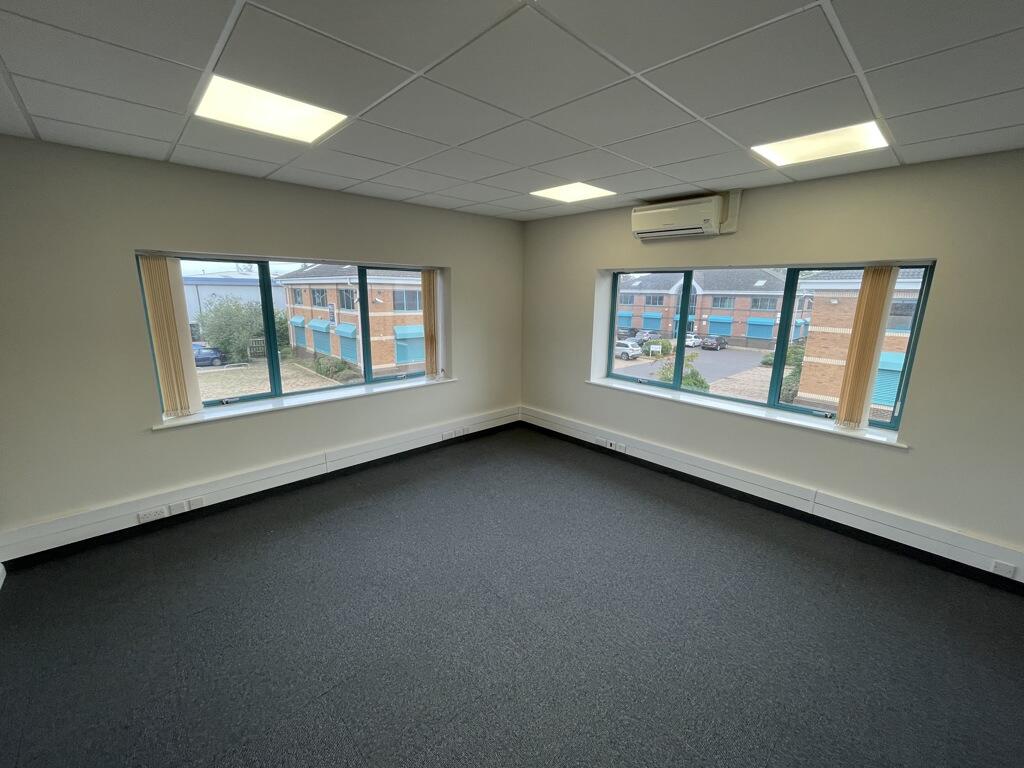 Additional property image - 2 Jephson Court, Tancred Close, Leamington Spa, Warwickshire, CV31 3RZ