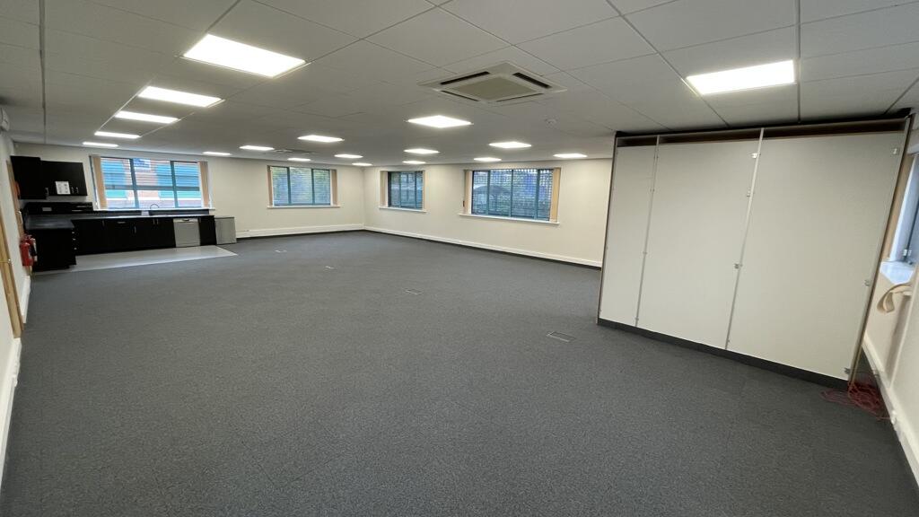 Additional property image - 2 Jephson Court, Tancred Close, Leamington Spa, Warwickshire, CV31 3RZ