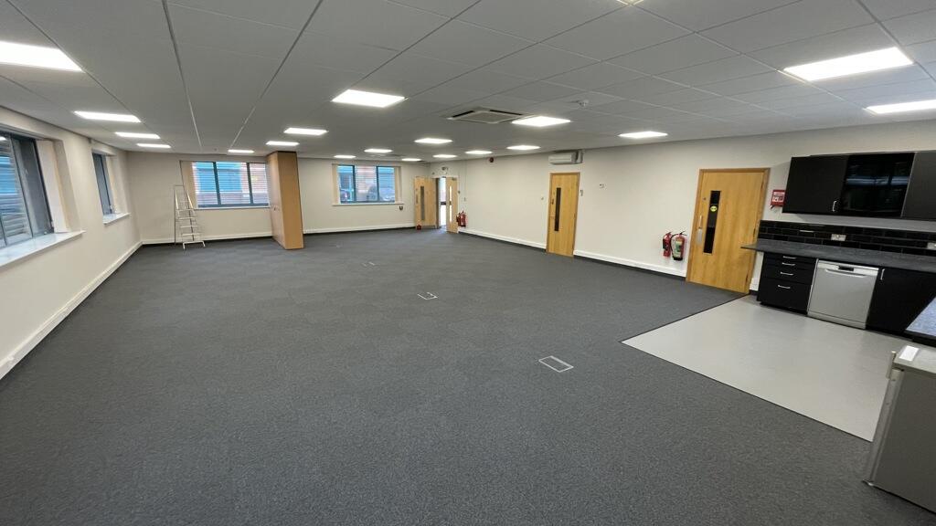Additional property image - 2 Jephson Court, Tancred Close, Leamington Spa, Warwickshire, CV31 3RZ