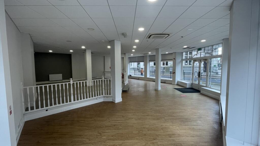 Additional property image - 1 Regent Street, Rugby, Warwickshire, CV21 2PE