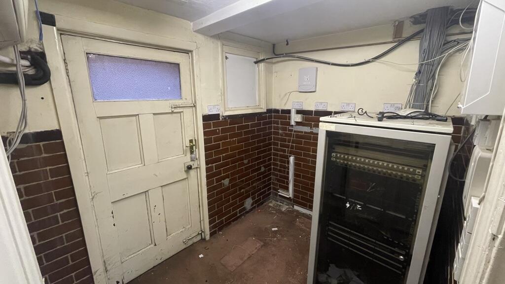 Additional property image - 1 Regent Street, Rugby, Warwickshire, CV21 2PE