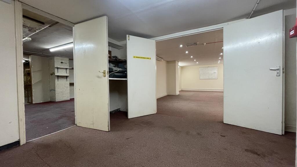 Additional property image - 1 Regent Street, Rugby, Warwickshire, CV21 2PE