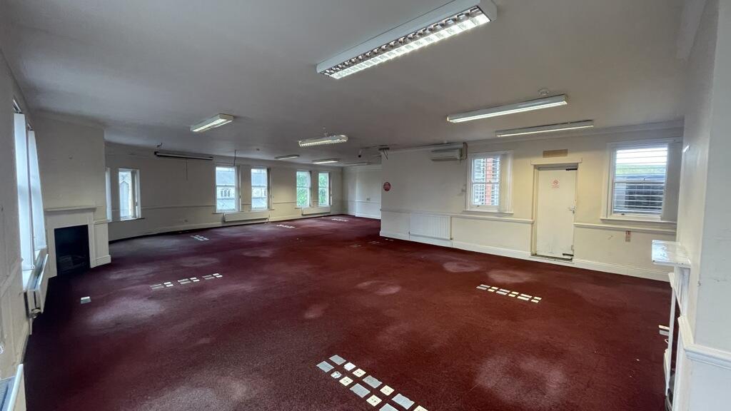 Additional property image - 1 Regent Street, Rugby, Warwickshire, CV21 2PE