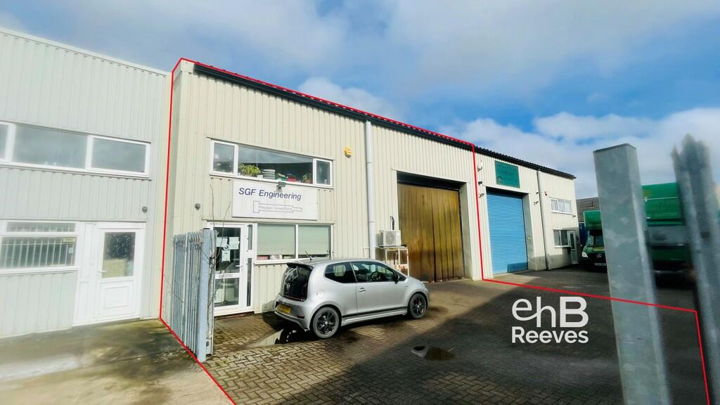 Light industrial facility for sale in 13 Southfield Road, Road
