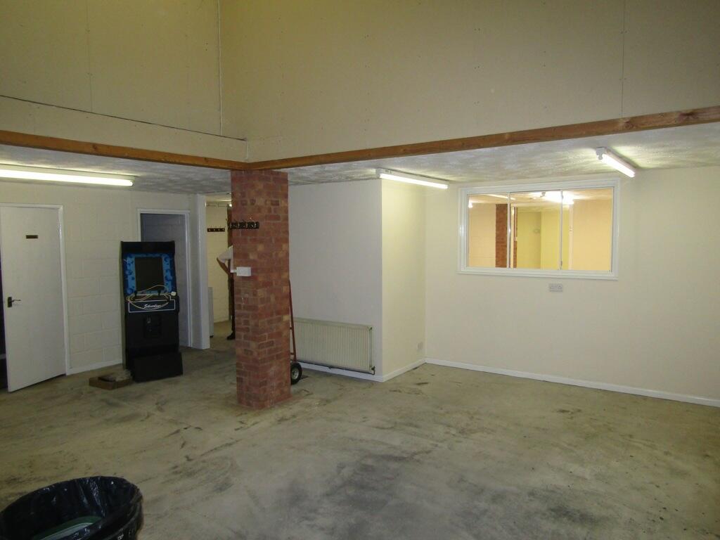 Additional property image - Globe House, Rigby Close, Heathcote, Warwick, Warwickshire, CV34 6TL
