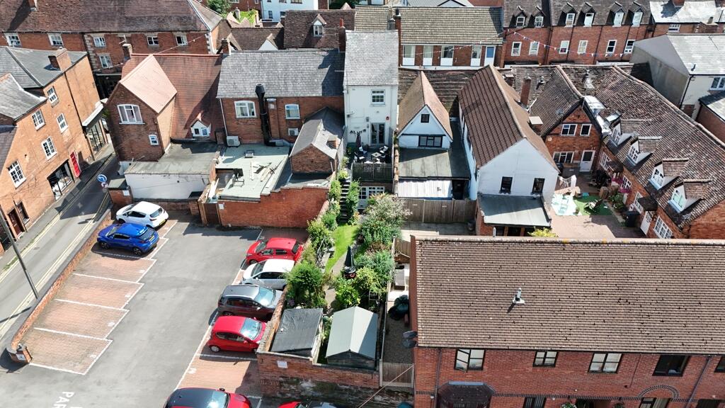 Additional property image - 43 Smith Street, Warwick, Warwickshire, CV34 4JA