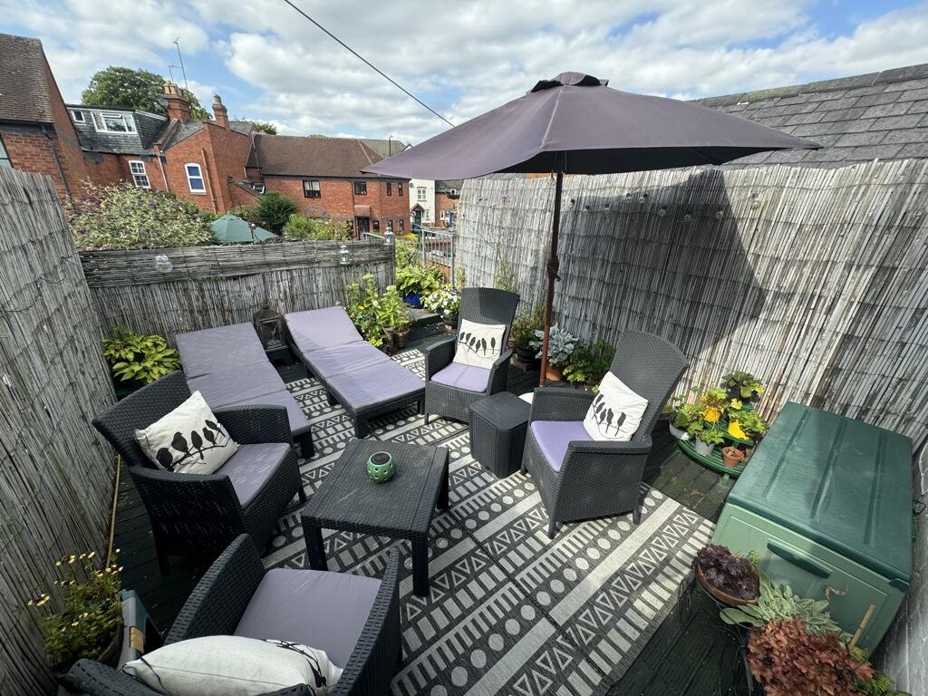Additional property image - 43 Smith Street, Warwick, Warwickshire, CV34 4JA