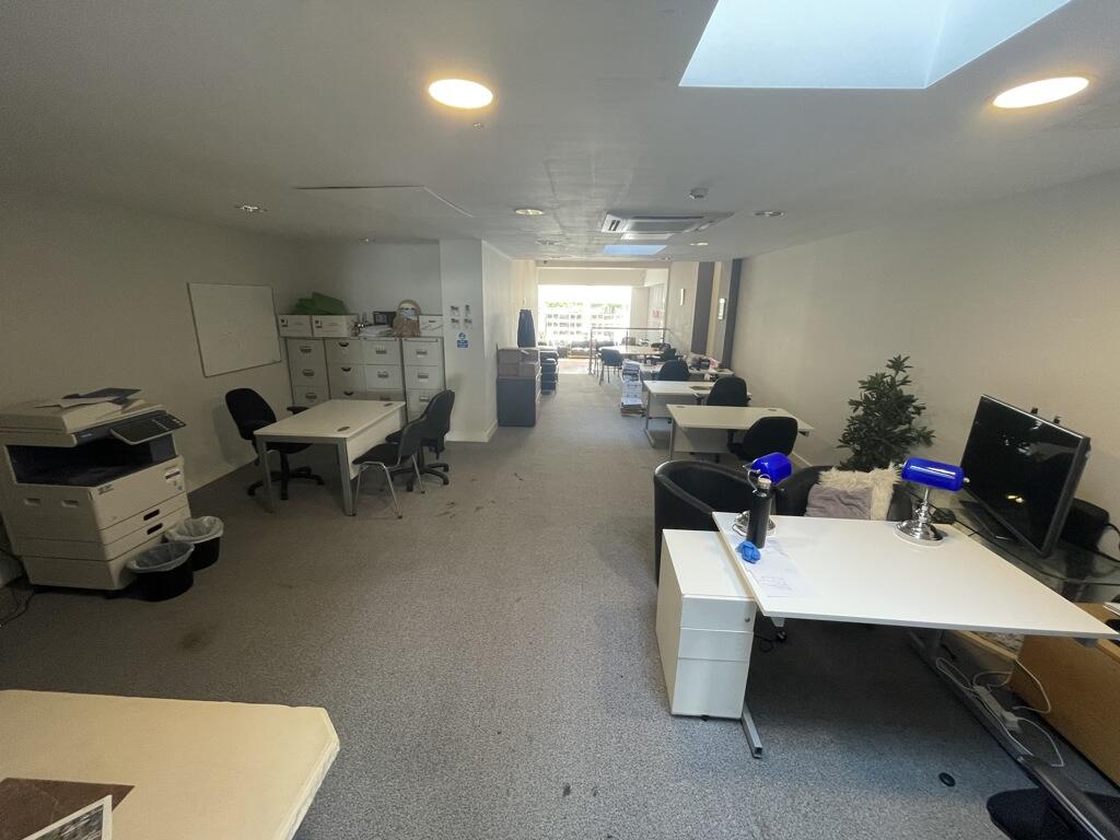 Additional property image - 3 Euston Place, Leamington Spa, Warwickshire, CV32 4LN