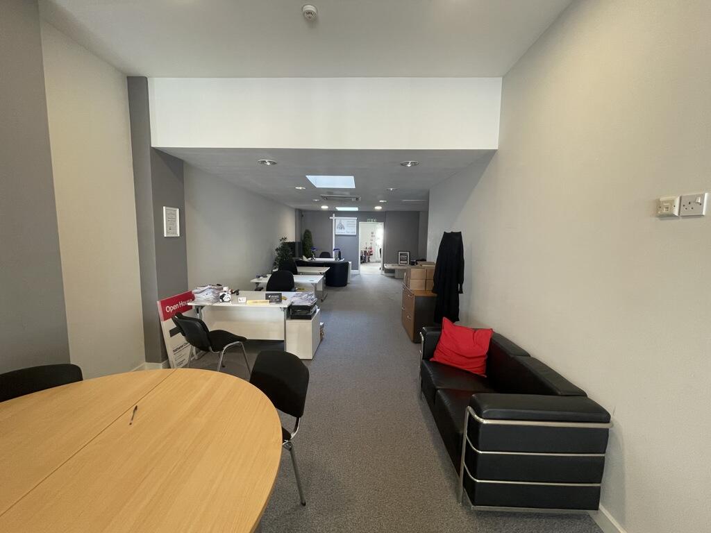 Additional property image - 3 Euston Place, Leamington Spa, Warwickshire, CV32 4LN