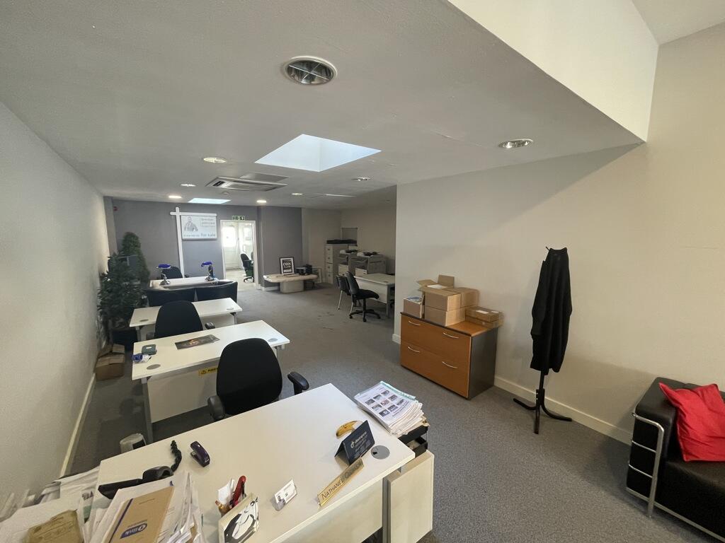 Additional property image - 3 Euston Place, Leamington Spa, Warwickshire, CV32 4LN