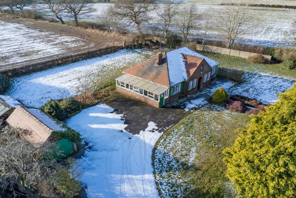 2 bedroom detached house for sale in Senna Lane, Comberbach, CW9