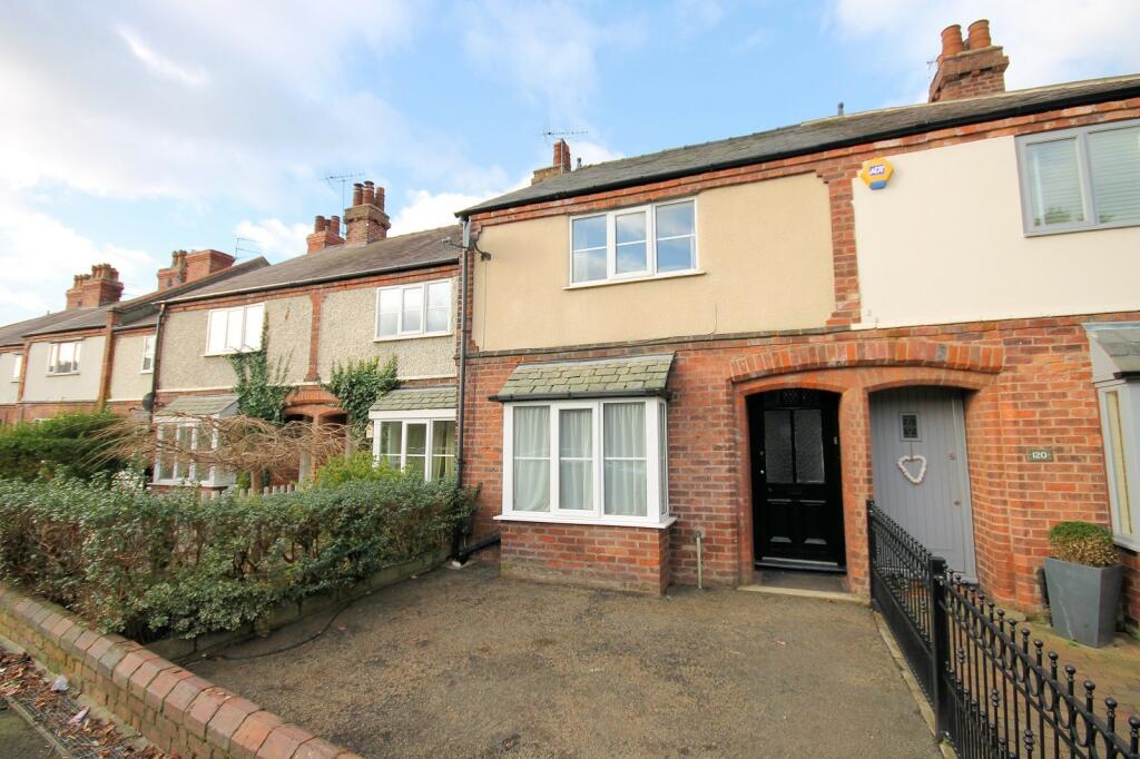 2 bedroom terraced house for sale in Mobberley Road, Knutsford, WA16
