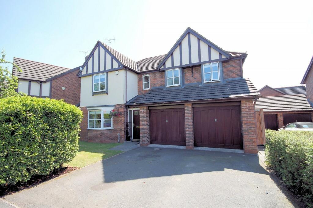 5 bedroom detached house for sale in Clover Drive, Pickmere, WA16