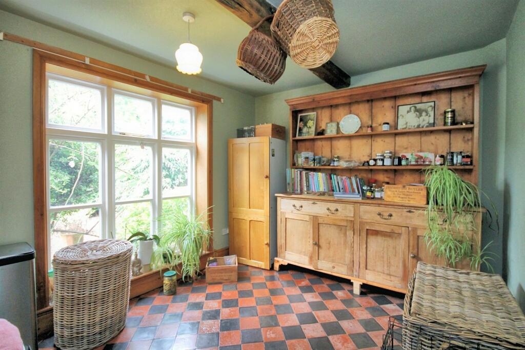 Additional property image - Holmes Chapel Road, Lach Dennis
