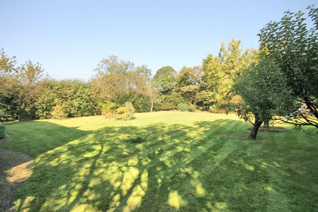Additional property image - Holmes Chapel Road, Lach Dennis