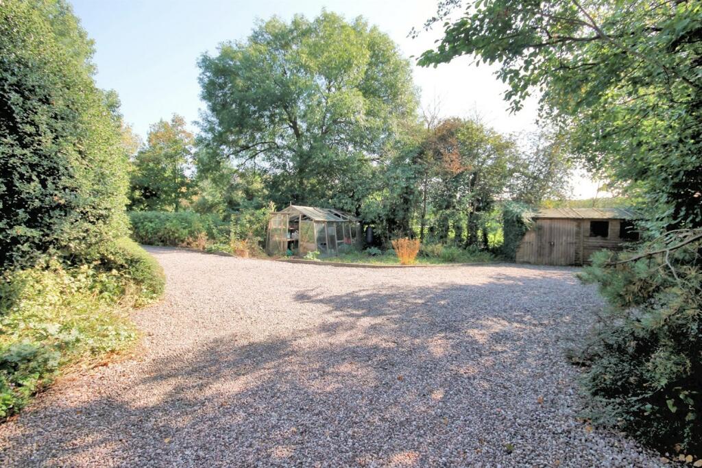 Additional property image - Holmes Chapel Road, Lach Dennis