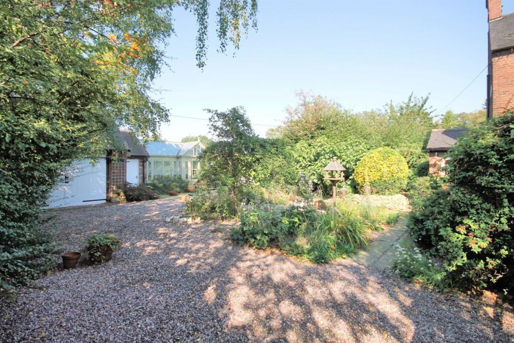 Additional property image - Holmes Chapel Road, Lach Dennis