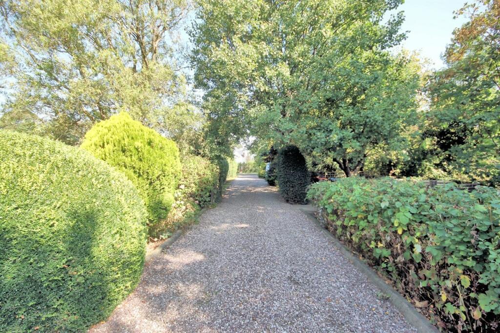 Additional property image - Holmes Chapel Road, Lach Dennis