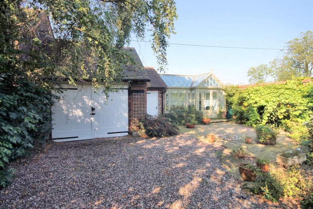Additional property image - Holmes Chapel Road, Lach Dennis