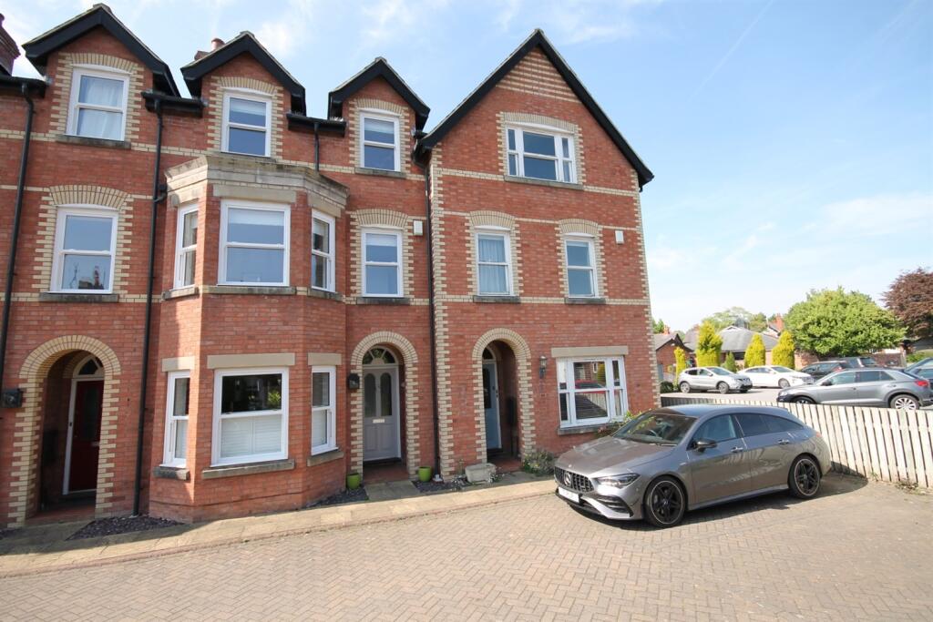 Main image of property: Bexton Road, Knutsford