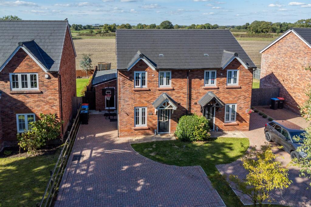 Main image of property: Common Lane, Lach Dennis