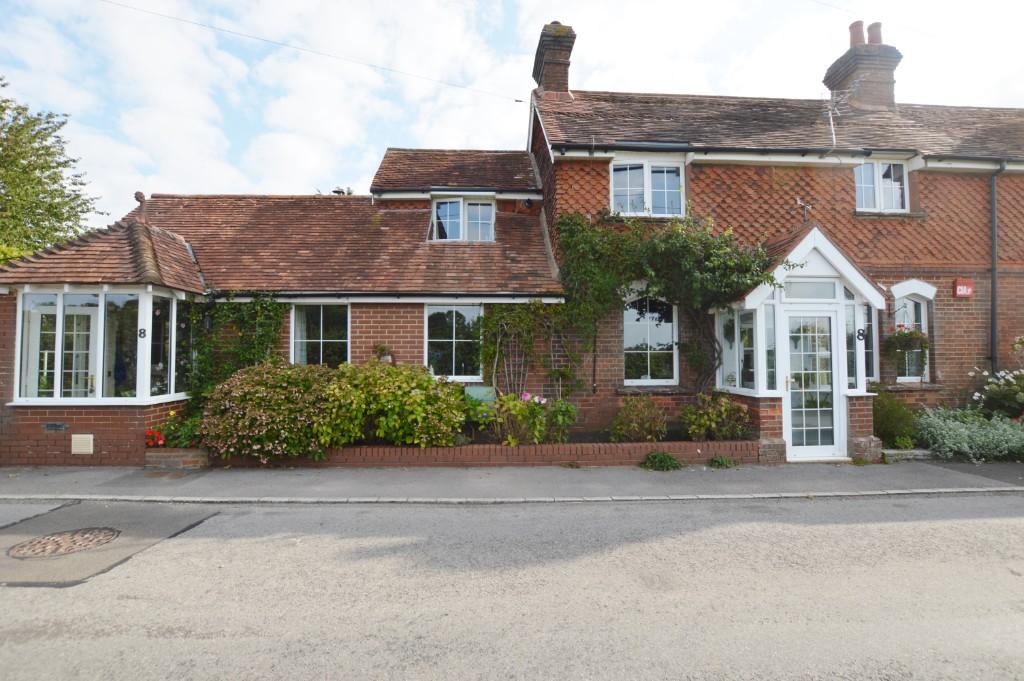 2 bedroom cottage for sale in Woodberry Lane, Rowland's Castle