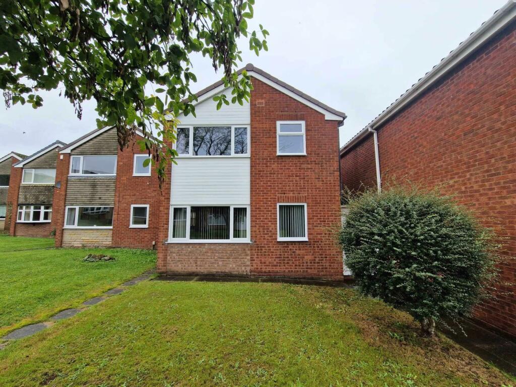 3 bedroom detached house for sale in Fernwood Drive, Rugeley. WS15 2PX