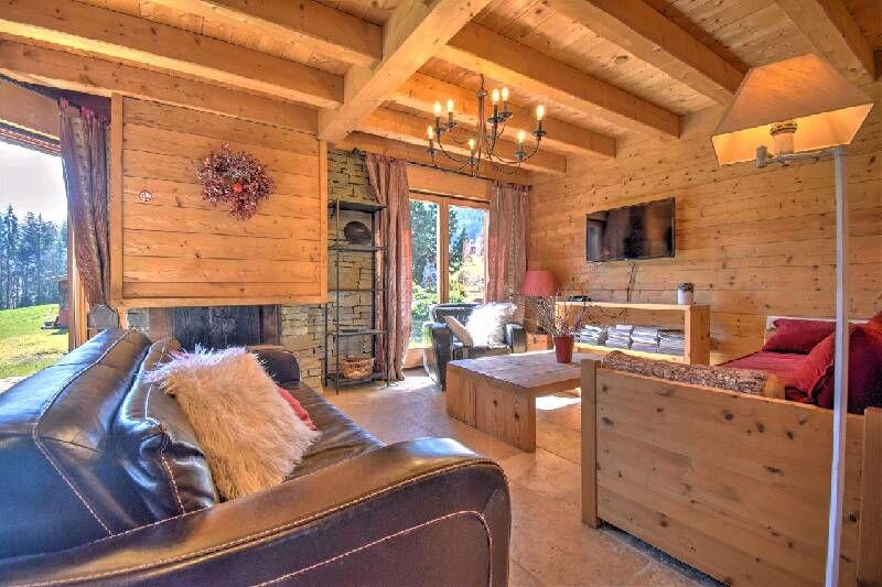 Main image of property: Chalet with Apartment, Essert-Romand