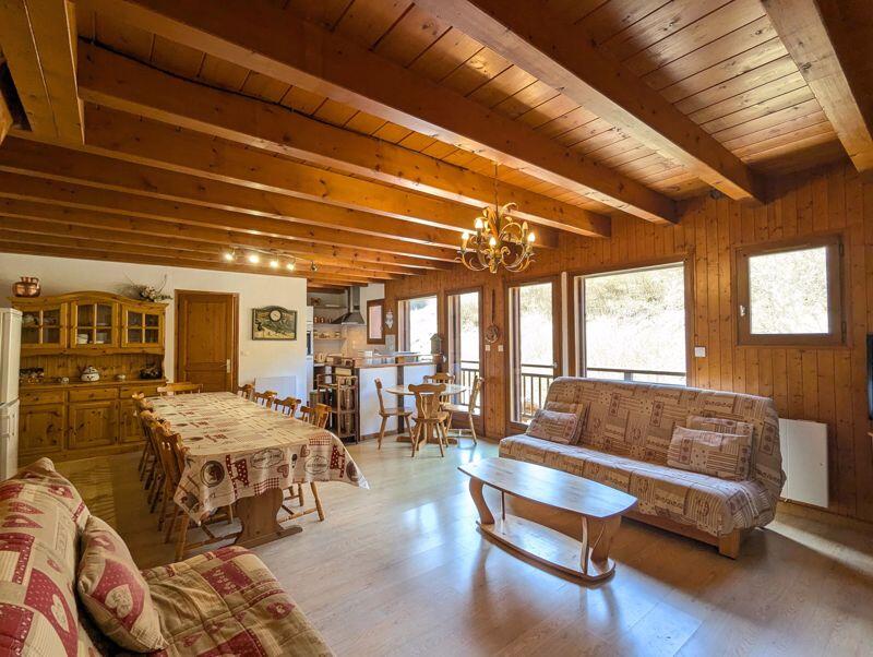 Main image of property: 3 Bed Duplex near the Ski Lifts and Centre, Morillon