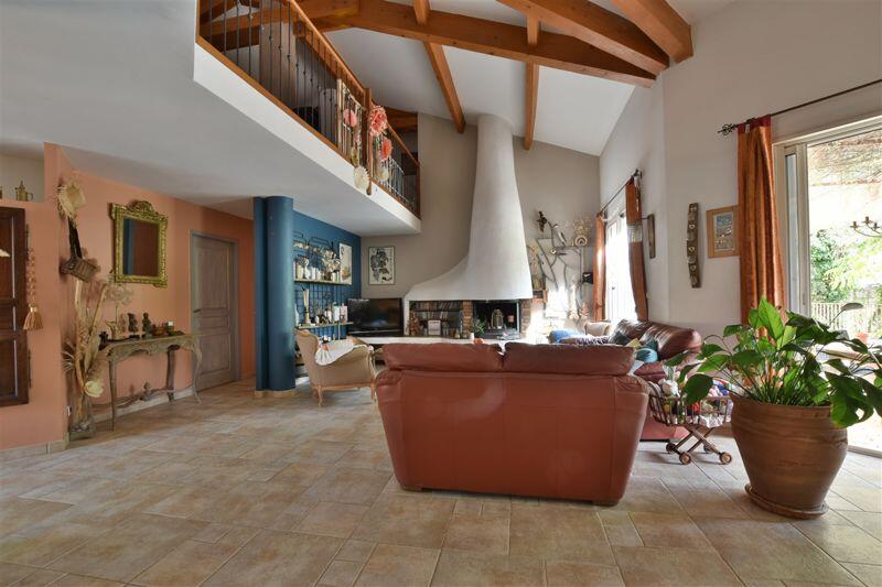 Main image of property: Villa with Swimming Pool, Aubais