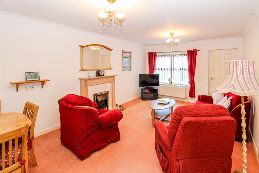 2 bedroom terraced bungalow for sale in St. Peters Court, Horbury