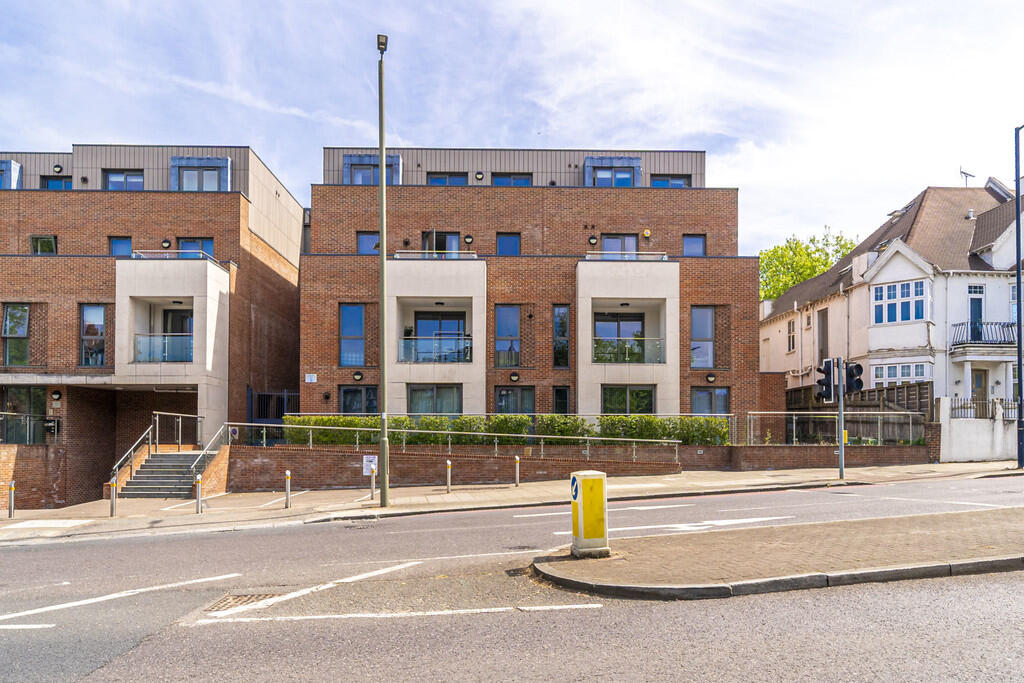 Main image of property: The Cascades, Finchley Road, Hampstead, London