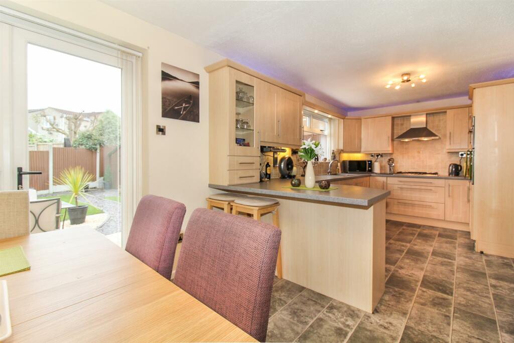 4 bedroom detached house for sale in Tiree Close, Tibshelf, Alfreton, DE55