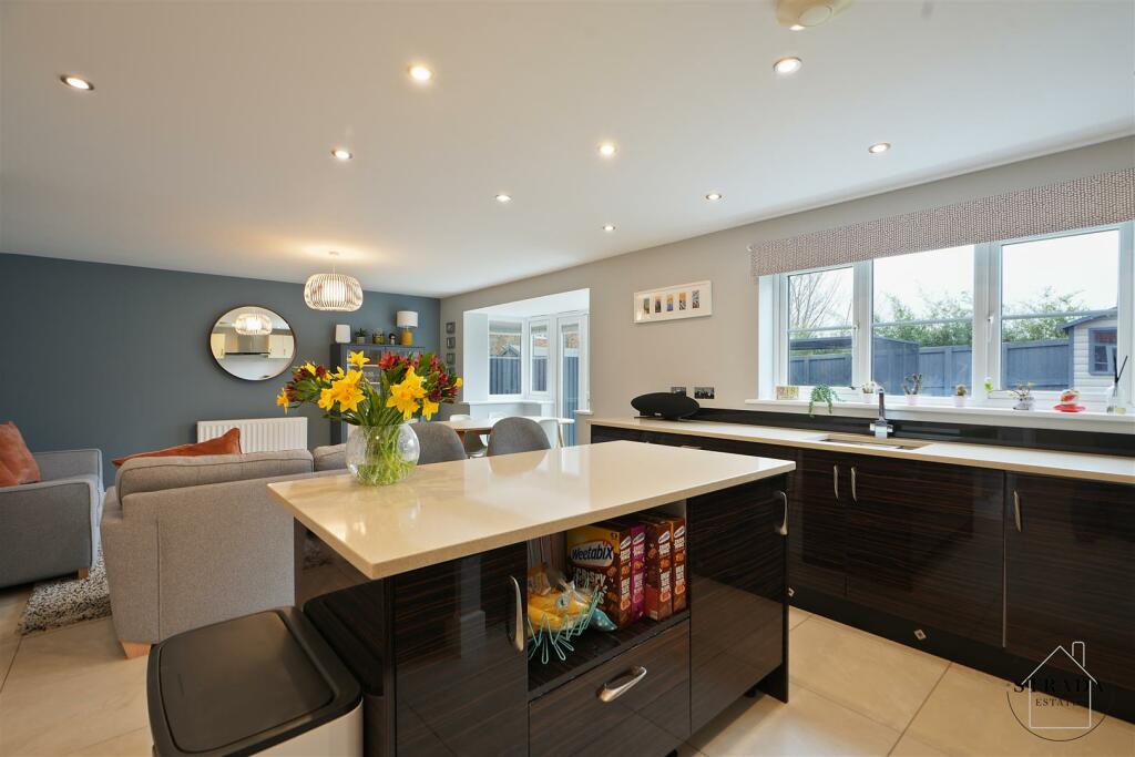 4 bedroom detached house for sale in Spring Gardens, Wessington, DE55