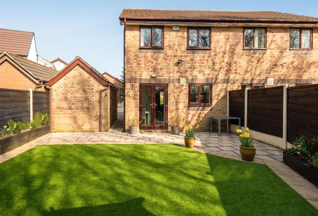 Main image of property: Goldcrest Close, Manchester