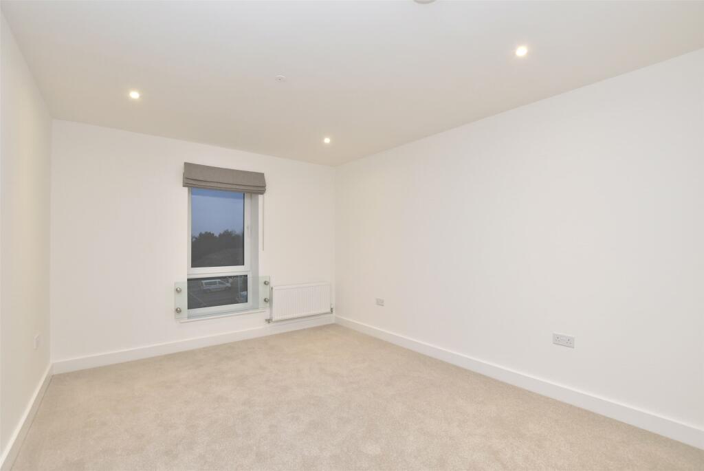 Additional property image - Mulberry Way, Combe Down, Bath, BA2