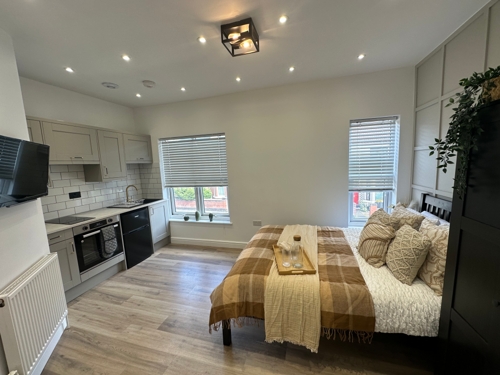 Main image of property: Park Road, Bedworth, CV12 8LF