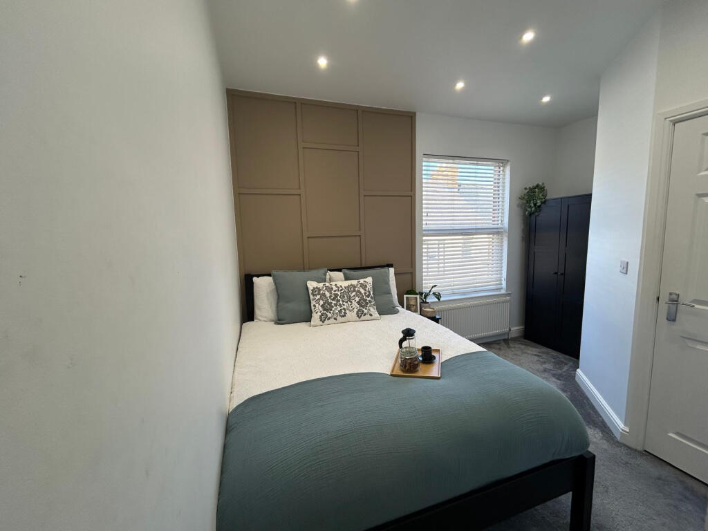 Main image of property: Dale Street, Rugby, CV21 2LP