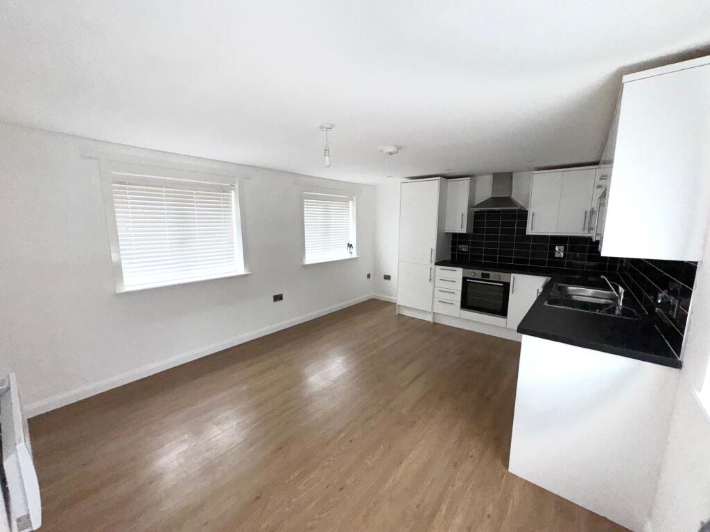 Main image of property: Temple Street, Rugby, CV21 3TB