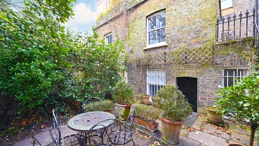 Main image of property: Harcourt Terrace, London, SW10