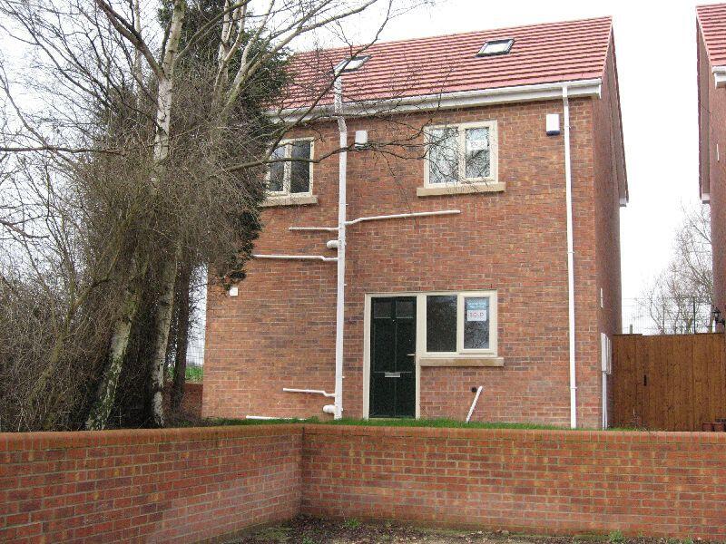 Main image of property: Main Road, Boughton, New Ollerton, Newark, NG22